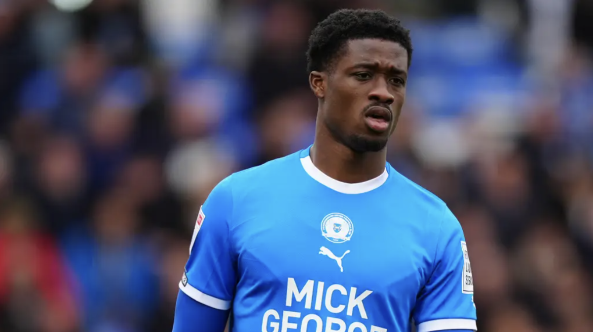 Peterborough United In De Buurt Van Emmanuel Fernandez Sale Als