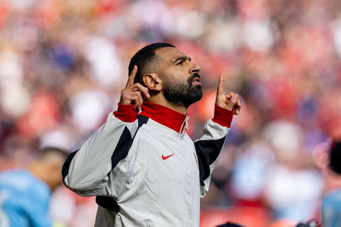 Mo salah 'intrigue' boven premier league overdracht maar "priority"