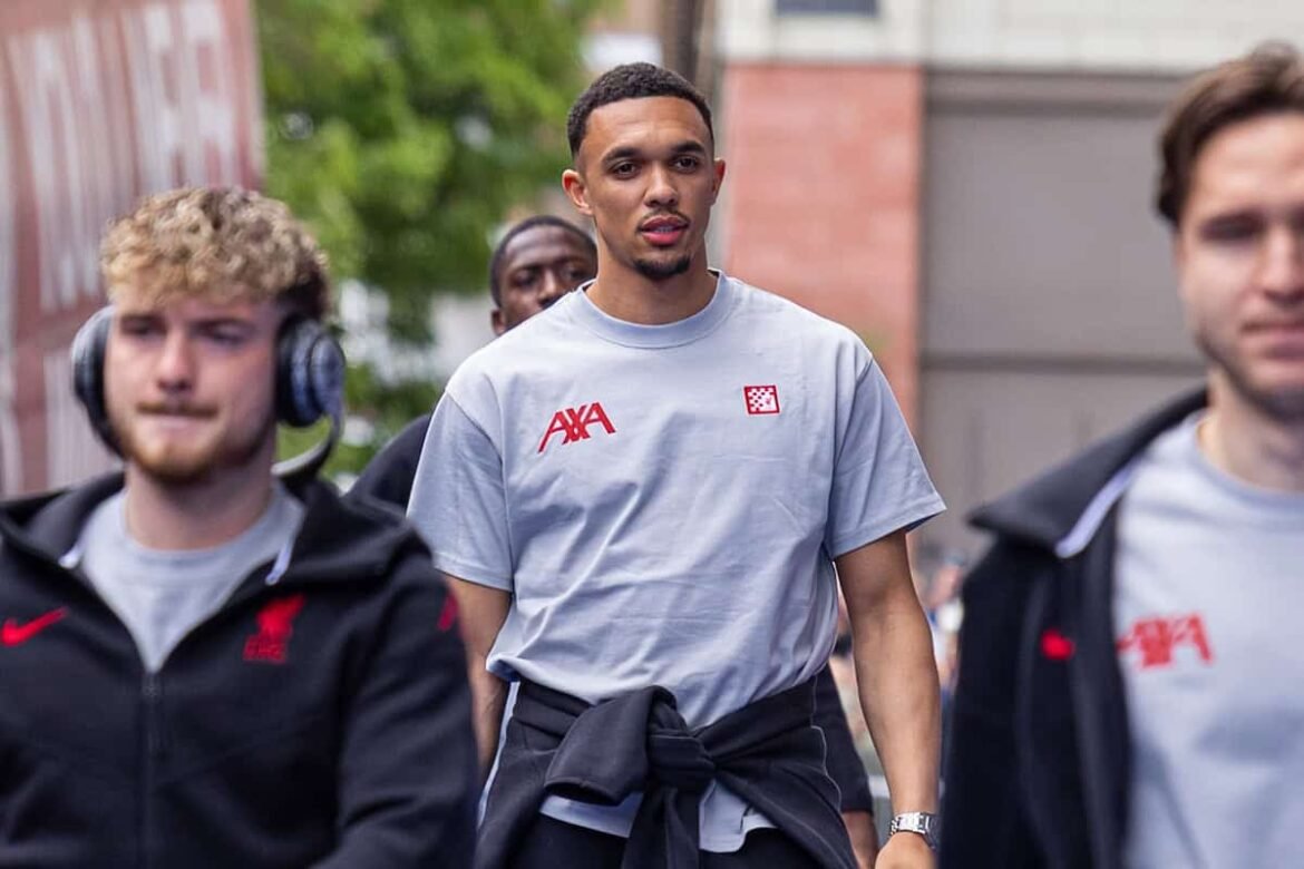 Trent alexander arnold in liverpool squad vs. brighton liverpool
