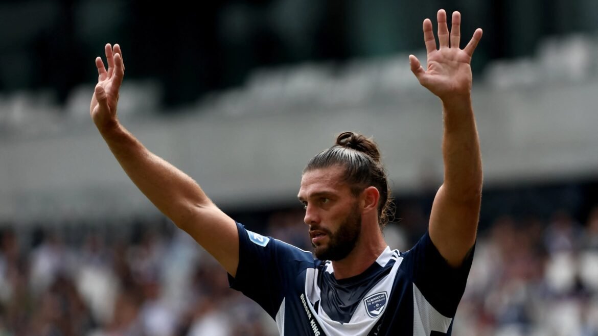 'geen commentaar' andy carroll verbonden met schokbeweging naar het