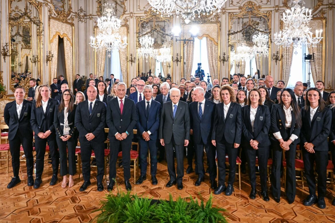 Le azzurre ricevute al quirinale. mattarella: "splendido europeo, avete reso