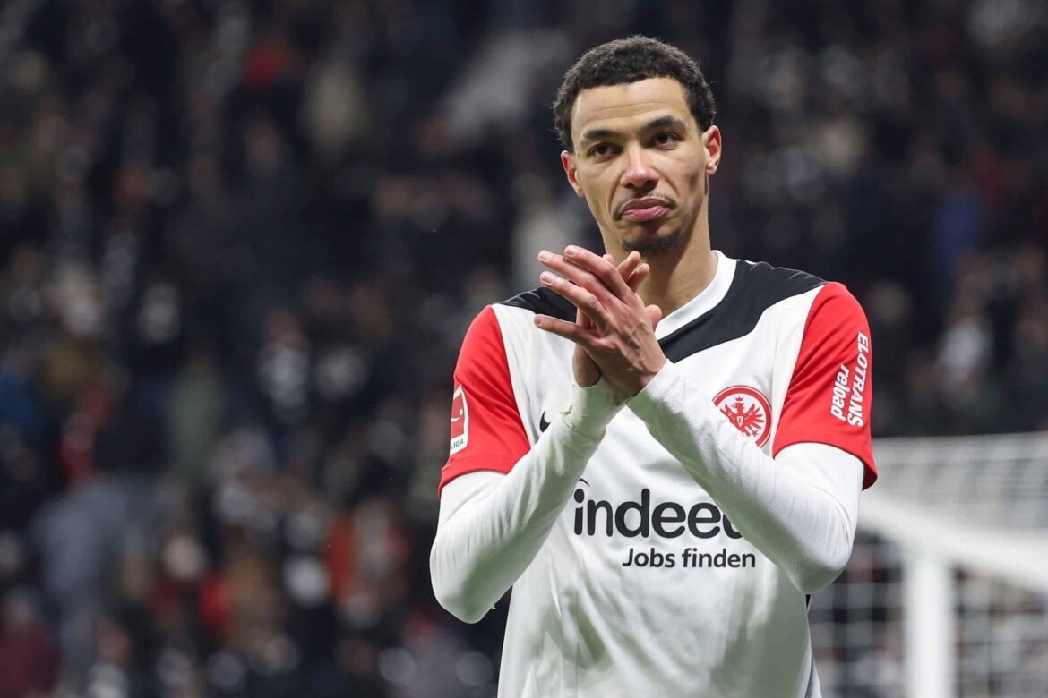 Liverpool maakt officiële hugo ekitike transfer approach liverpool fc