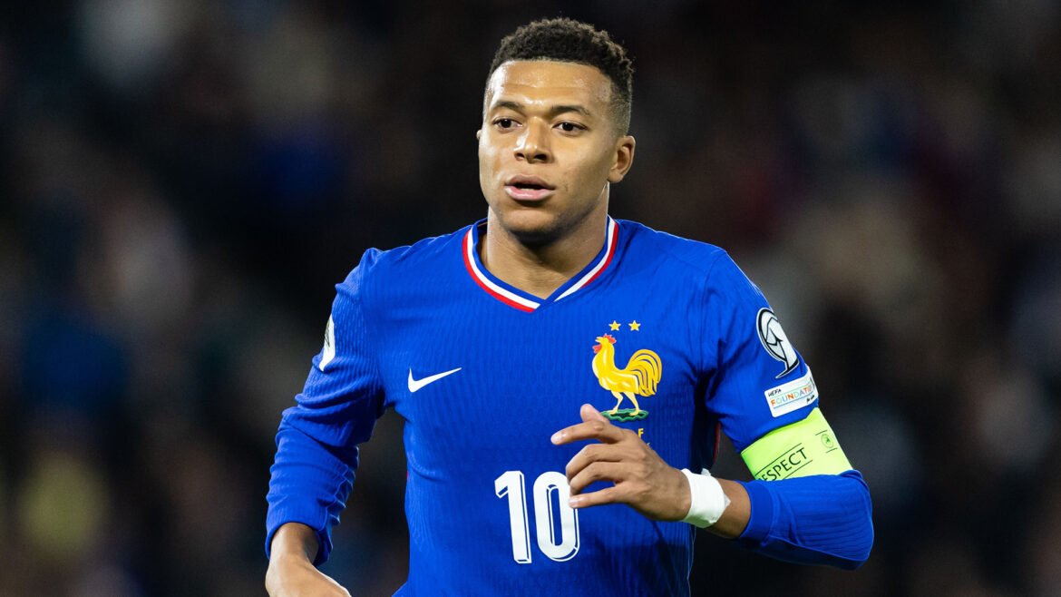 Kylian Mbappé moest het Franse kamp verlaten, slechts enkele uren