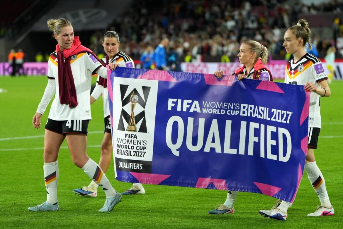 Duitsland Vrouwen boeken plek voor Brazilië terwijl Müller en Wamser