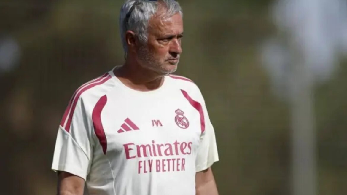 De nieuwe Mourinho: net zo veeleisend op het veld, menselijker