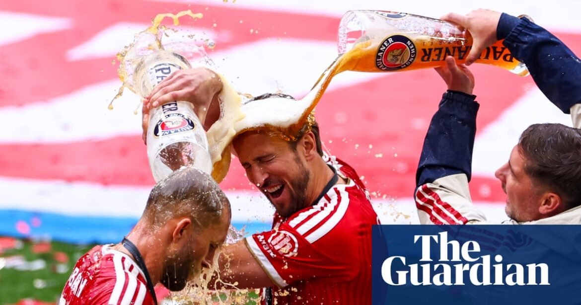 Europees voetbal: Kane ontkurkt titelfeest met hattrick; Lewandowski verlaat Barça